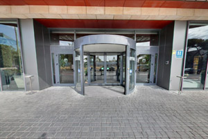 Interior del Hotel Maydrit Airport
