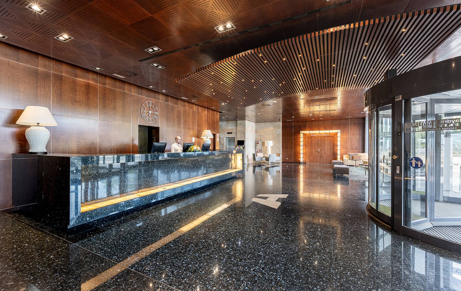 header-lobby-home-new